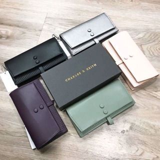 แท้💯% NEW! CHARLES &amp; KEITH CLUTCH กระเป๋าสตางค์ใบยาว