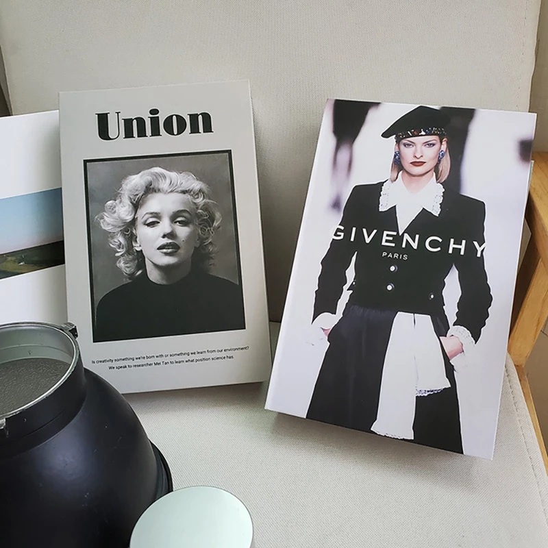 Ins หนังสือจําลอง หนังสือปลอม สําหรับถ่ายภาพตกแต่งบ้าน thumbnail 7