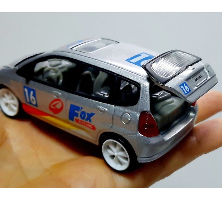 โมเดลรถฮอนด้าแจ๊ส ลายแข่ง Honda Jazz รถโมเดลรถ Scale1:38 โมเดลรถเหล็ก ความยาว 4 นิ้ว ขนาดพกพา โมเดลรถงานโรงงาน Tin's - รูปที่ 7