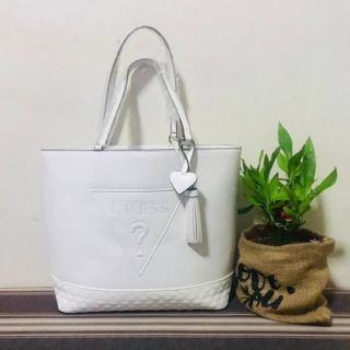 กระเป๋าสะพาย GUESS BALDWINPARK TOTE BAG