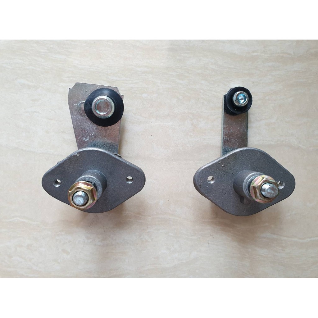 ตุ๊กตาขาปัดน้ำฝน FORD เรนเจอร์ไฟเตอร์ LH/RH ราคาคู่ละ 450 บาท