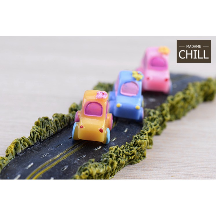 [MC152] ตุ๊กตุ่นจิ๋ว รถเก๋ง 3 สี (1 คัน ราคา 9 บาท)