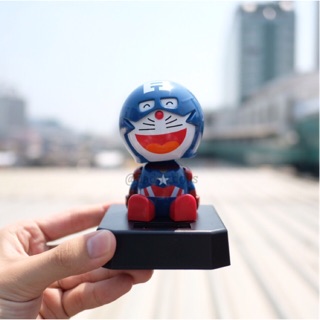 โมเดล Doraemon โดราเอม่อน ชุด Captain America ท่านั่ง ส่ายหัว 4นิ้ว