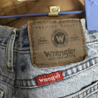 กางเกงยีนส์ขาสั้น wrangler เอว 26