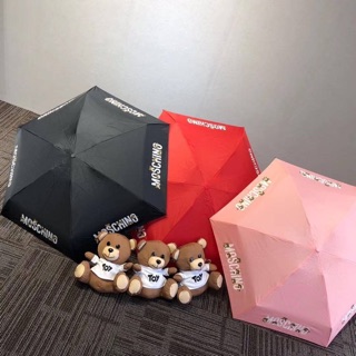 ร่ม Moschino umbrella พร้อมตุ๊กตาหมี ☔️ 🐻