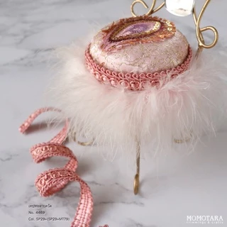 MOMOTARA No. 4469 เทปทอ Knit ลายตวัด Chinese Knit ขนาด 1.3 CM ยาว 18 หลา