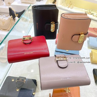 กระเป๋าสตางค์ LYN รุ่น Jessie Short Wallet : LL20CWS004