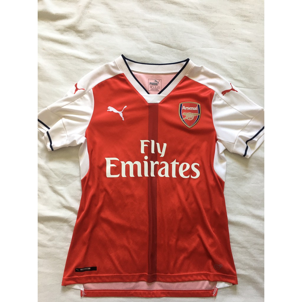 เสื้อ Arsenal มือสอง Size S ผู้หญิง ปักหลัง OZIL No.11