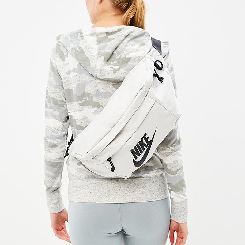 Chest pack outlet nike