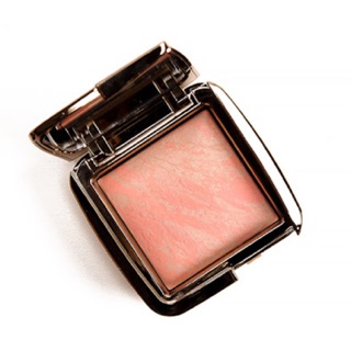 รับ pre order hourglass ambient lightening blush ทุกสี ราคา1490บาท