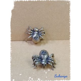 เครื่องรางแมลงมุม​ มหาลาภ​ เนื้อทองเหลือง​ ไม่ทราบที่