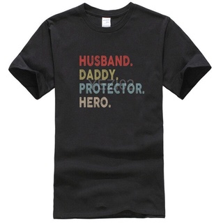 เสื้อยืดผ้าฝ้ายพิมพ์ลายขายดี เสื้อยืด คอกลม ผ้าฝ้าย พิมพ์ลายฮีโร่ Husband daddy protector สําหรับผู้ชาย