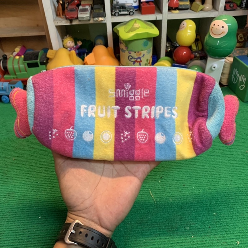 กระเป๋าดินสอ Smiggle!! Fruit Stripes!! งานแท้ครับ!! 1️⃣2️⃣0️⃣