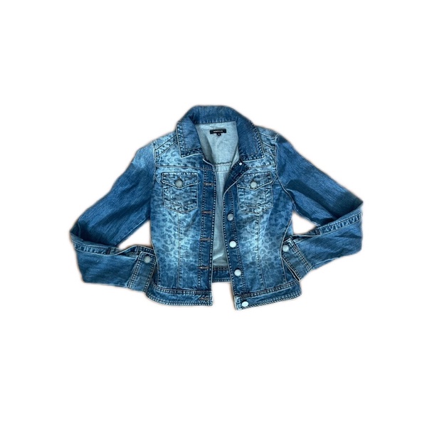 เสื้อยีนแบรนด์ Mango
