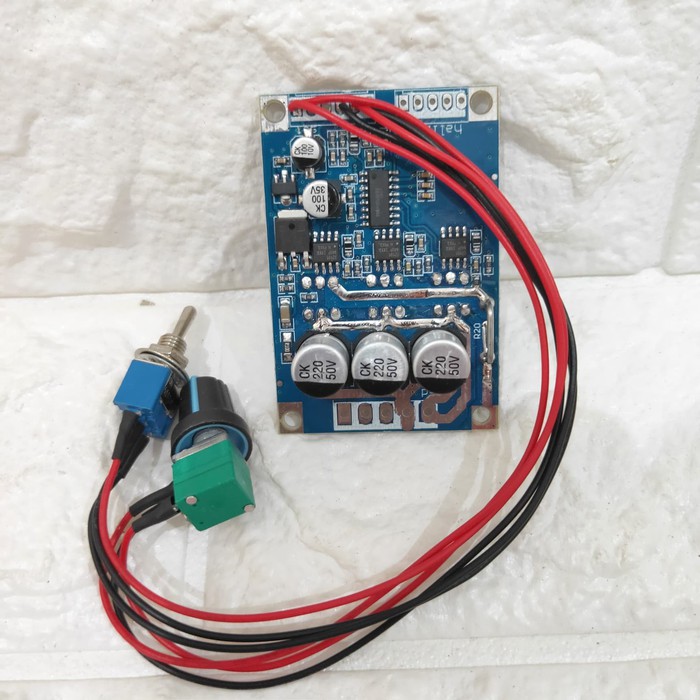 ตัวควบคุมแบบไม่มีแปรง 500W 15A 12-36V เซ็นเซอร์ ESC BLDC 3 เฟสแบบย้อนกลับ