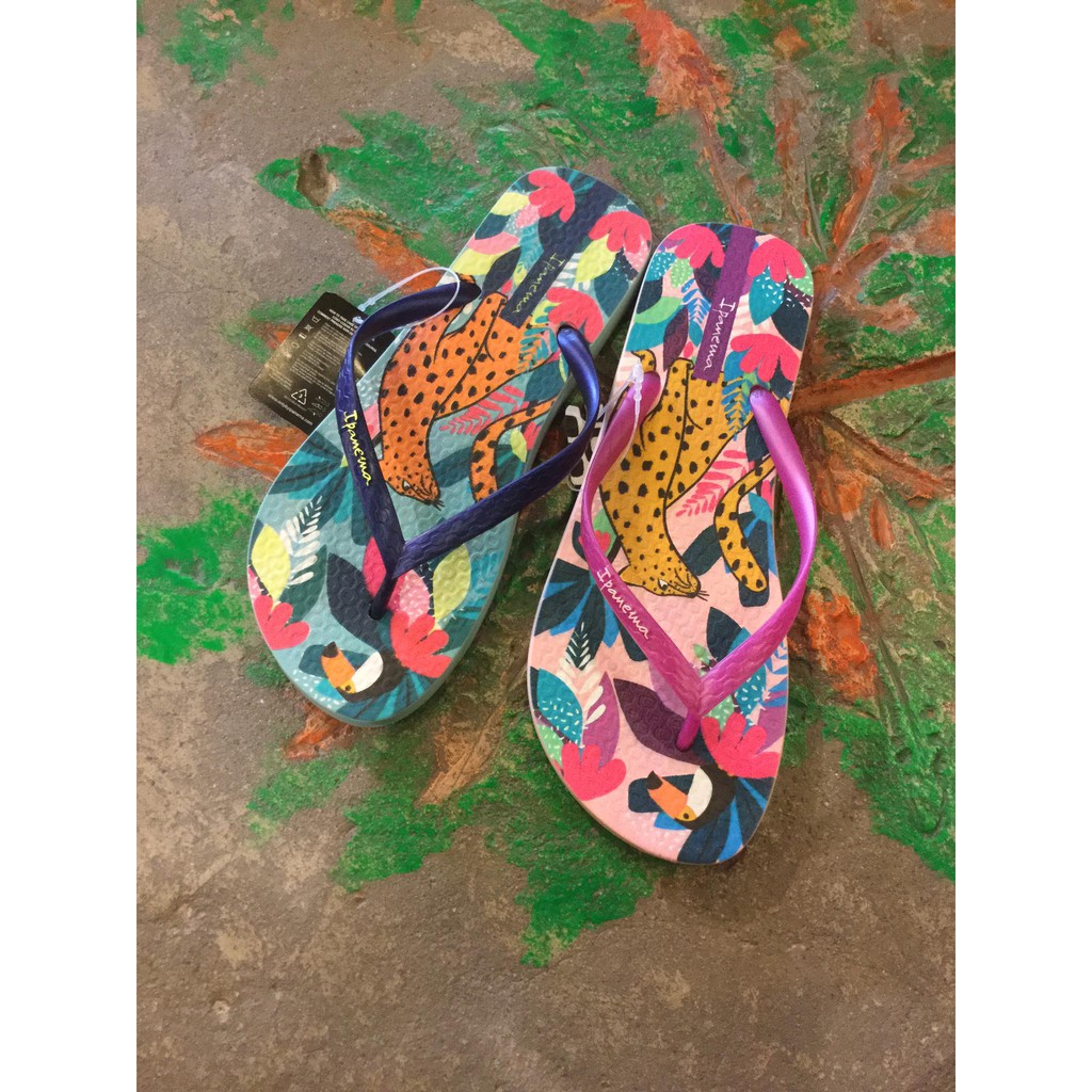 🌸IPANEMA 074 รองเท้าแตะแฟชั่น ลายเสือในป่า  2 สี size 36-42 EUR