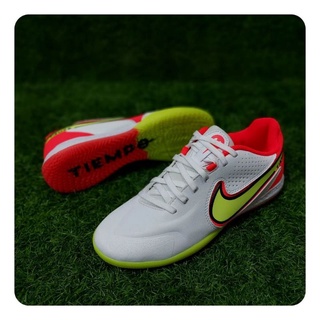 รองเท้าฟุตซอล Nike Tiempo Legend 9