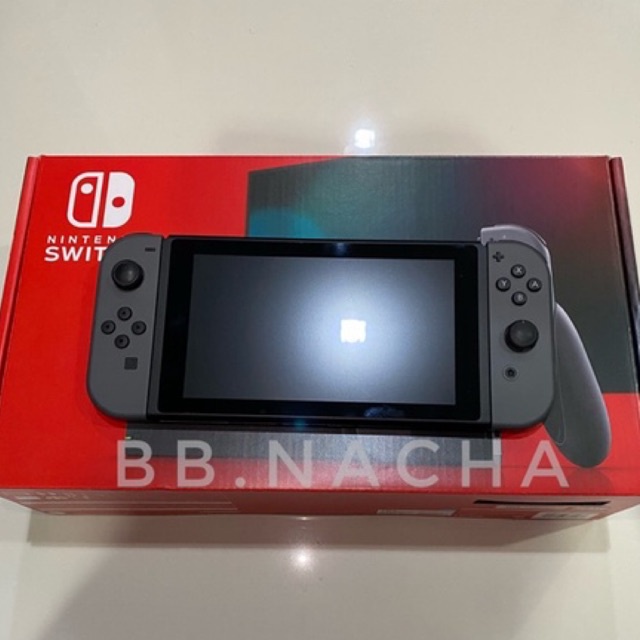 Nintendo switch กล่องแดง มือสองสภาพดีไร้รอย อุปกรณ์ครบ สนใจขอภาพเพิ่มเติมได้
