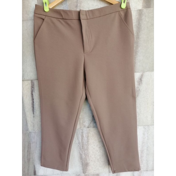 กางเกงผ้าโรเชฟขายาว8-9​ส่วนไซส์34-44″ ผ้ายืดใส่สบาย เนื้อผ้าดีใส่สวย​เรา – โปรปัง