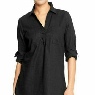 เสื้อเชิ้ตแบรนด์แท้Oldnavy ทรงยาวใส่สวยผ้าไม่ร้อนผเาไม่หนามากกำลังดีมาจะพับแขนหรือค่ะจะใส่เป็นเดรสกับขาสั้นก็สีสันสดใส