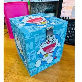 โดเรม่อนกระปุกออมสินกล่องไม้​กล่องTIPBOXกล่องเก็บของโดเรม่อนน่ารัก​(doraemon)​🌠🌠มาพร้อมตัวล๊อคกุญแจ แบบเปิดและปิดฝา