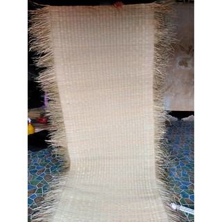 เสื่อทอจากต้นกก Straw Thai Mats  size 2 m. x 1.2 m จำนวน 1 ผืน No color / Natural  100% ปล่อยริมเสื่อ  ตามภาพ