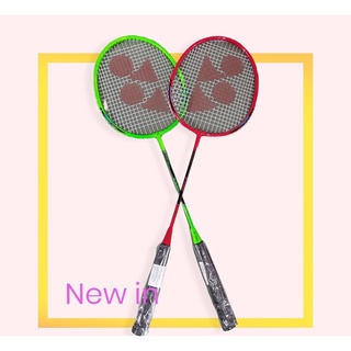 ไม้แบดมินตันยี่ห้อ Yonex รุ่น B 4000  น้ำหนักเบา ด้ามจับถนัดมือ ขึ้นเอ็นเรียบร้อยแถมฟรีปลอกกันกระแทก Yonex ของแท้ 100%