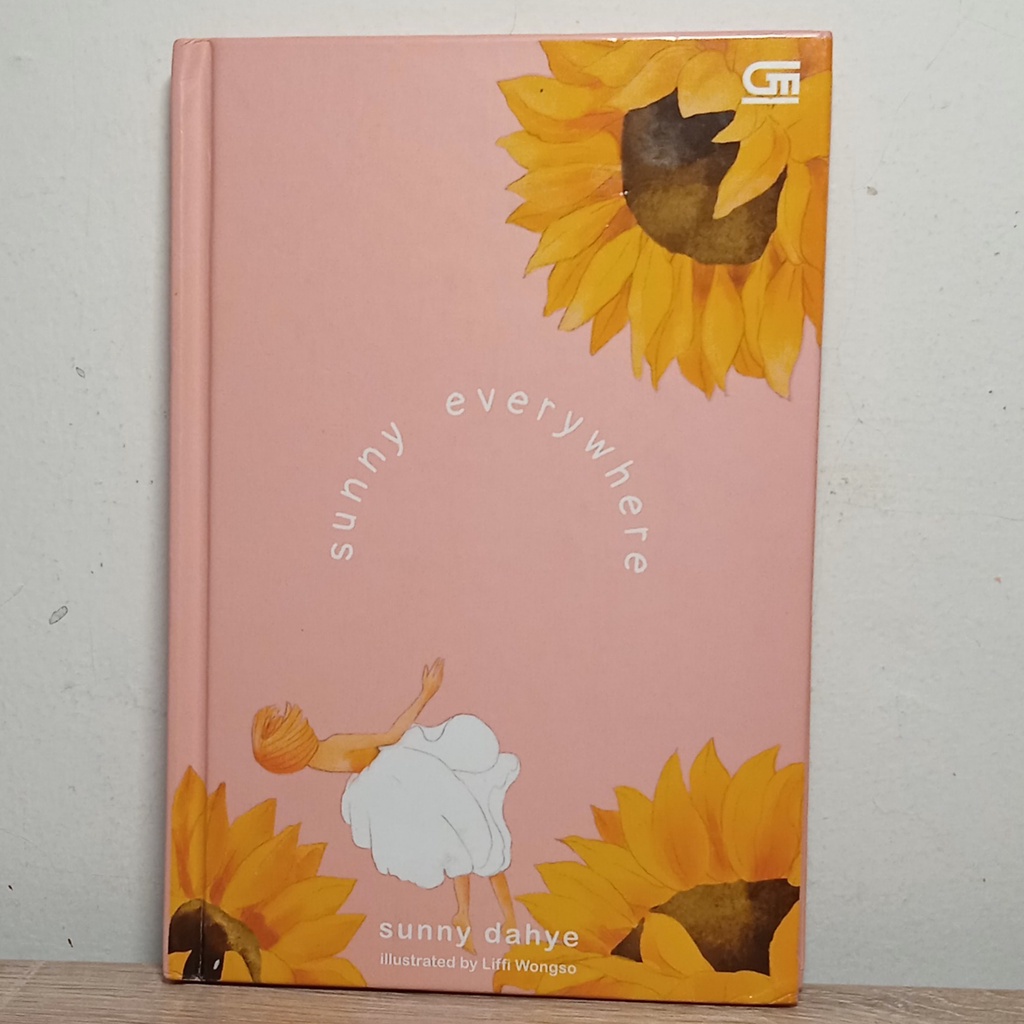 ซันนี่ทุกที่โดยหนังสือที่ใช้ sunny dahye