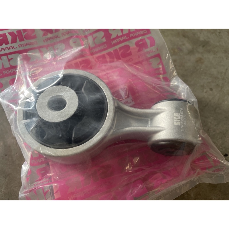 🔥ลดเพิ่ม 25 บาทใส่โค้ด WEE752XS🔥SKR ยางแท่นเครื่อง [กระดูกหมา] Nissan Teana J32 เครื่องยนต์2.5 จำนวน