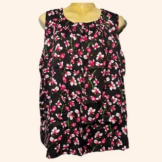 เสื้อคอกระเช้า คอพวง ผ้าสปัน ไม่หดน้ำ ไม่ตกสี P01