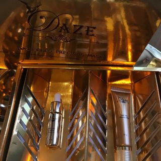 มาส์กทองคำDAZE 1​ หลอด​ + เซรั่ม​คอลลาเจน ดาเซ่​  บำรุงผิวหน้าล้ำลึก นุ่มชุ่มชื่น ริ้วรอยตื้นขึ้น ยกกระชับ กระจ่างใส
