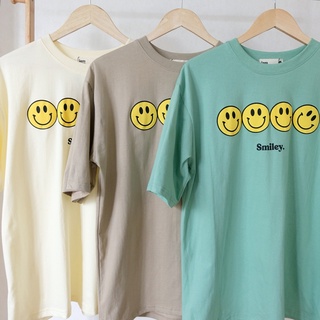 เสื้อยืด oversize ลาย smiley เสื้อแฟชั่น ใส่สบาย แมทช์ได้ทุกลุค