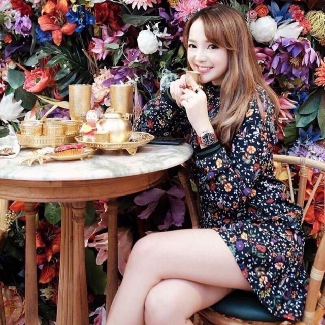 เดรสสุดฮิต ลายดอกป้ายOntop