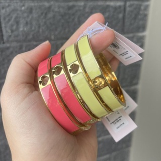 🎀 ส่งฟรี กำไล Kate Spade สีเหลือง สีชมพู มีถุงผ้า O0RU0642 KATE SPADE HOLE PUNCH SPADE BANGLE