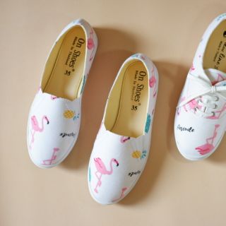 รองเท้าผ้าใบ ทรง Keds ลายน่ารักมากๆ