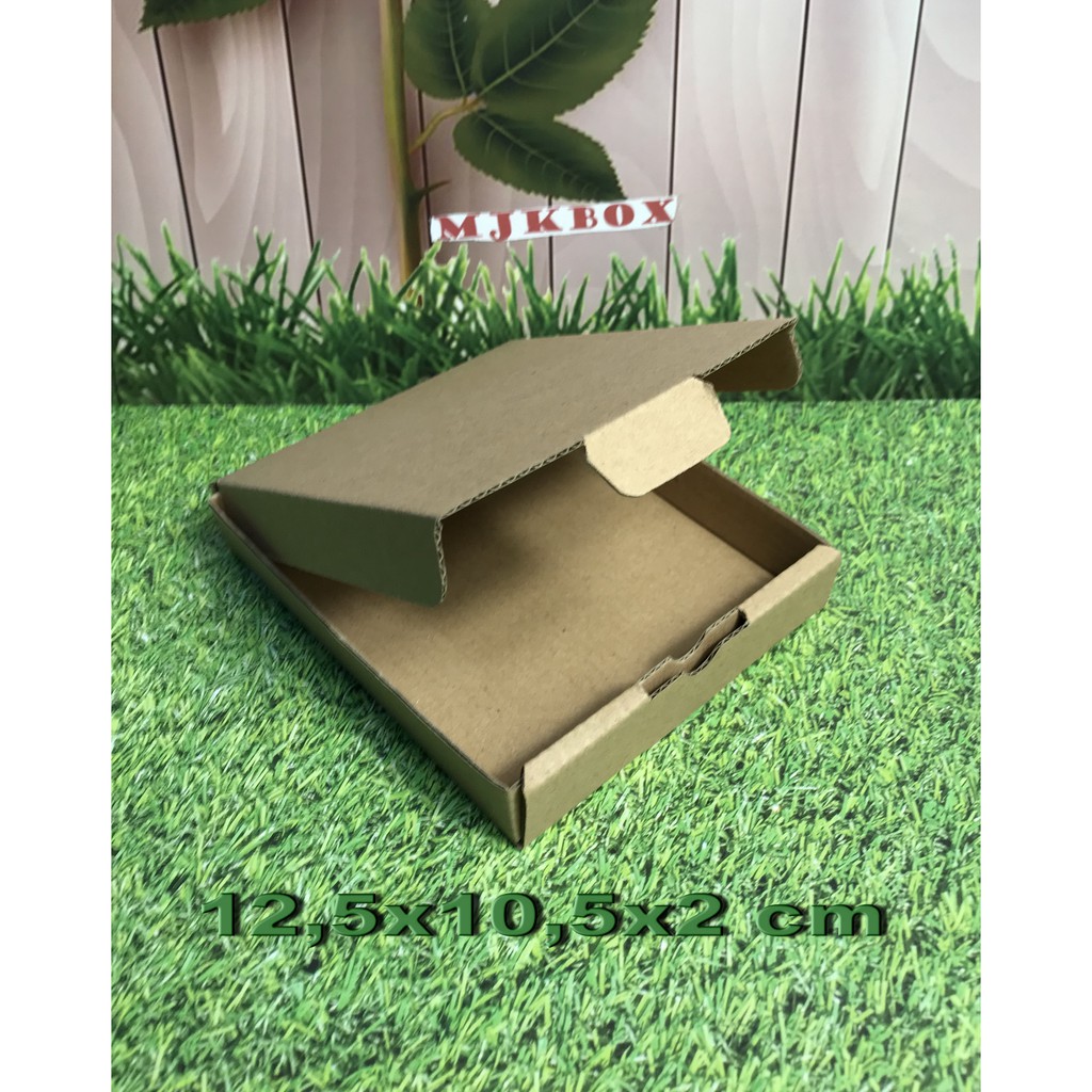กล่องกระดาษแข็ง Uk.12.5X10.5X2 ซม.แผ่นไดคัท พิซซ่า