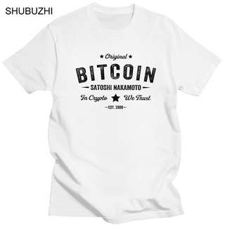 เสื้อตราหานคู่ - Retro Bitcoin Satoshi Nakamoto ใน Crypto เราเชื่อใจเสื้อยืดผู้ชาย O-neck แขนสั้นบล