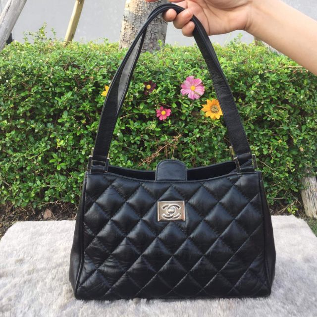 กระเป๋ามือสอง Chanel vintage bag