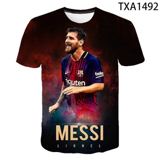 ใหม่ เสื้อยืดลําลอง แขนสั้น พิมพ์ลาย FC Barcelona Leo Messi 3D สไตล์สตรีท สําหรับผู้ชาย ผู้หญิง