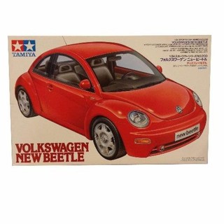 24200  TAMIYA Model 1/24 VOLKSWAGEN NEW BEETLE