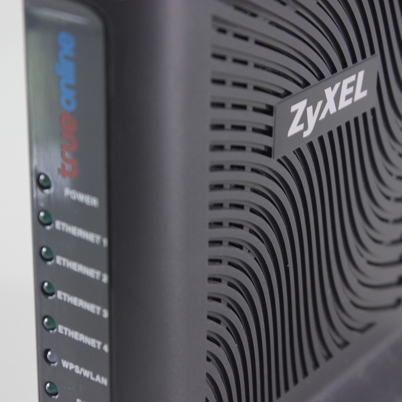 ZyXEL P-660HN-T1A 4-port Gateway Router (เสาอากาศนอก)