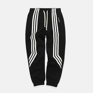 "INF stripe sweatpants BLK" กางเกง sweatpants เอวยืด ใส่สบาย ไม่อึดอัด