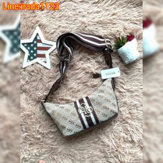 GUESS VINTAGE LOGO SHOULDER BAG​ ของแท้​ ราคาถูก