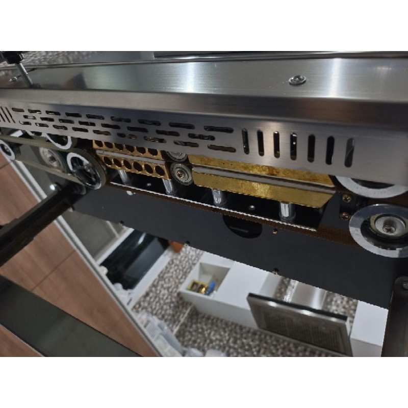 เครื่องซีลสายพานเเนวตั้ง FR900 LW/s รูปที่ 6