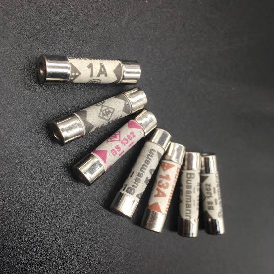 ฟิวส์เซรามิค Bussmann 6x25mm 1A,2A,3A,5A,10A,13A,15A,20A 250v #ฟิวส์เซรามิก​#ฟิวส์​หลอดแก้ว#ฟิวส์กระ