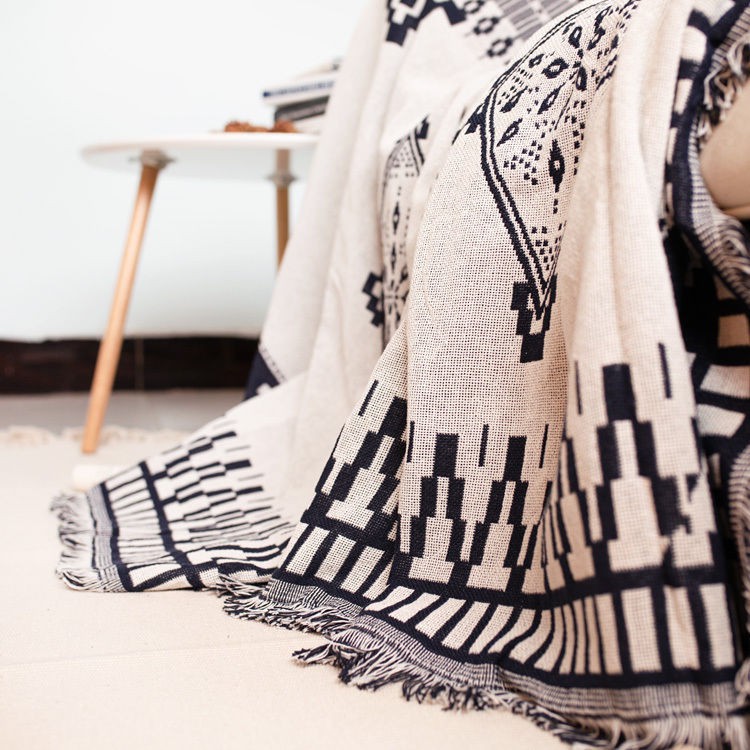 ผ้าคลุมโซฟาเรียบง่ายทันสมัย สีดำและสีขาวโซฟาผ้าฝ้ายลินินผ้าปูโต๊ะ ชุดโซฟาเดี่ยวหลายคน