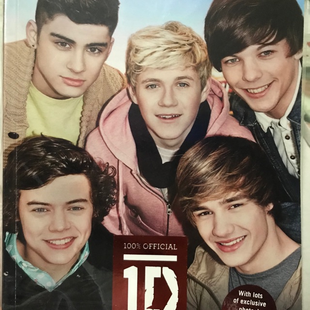 หนังสือ One Direction :Life as one (สภาพดีมากเหมือนใหม่)