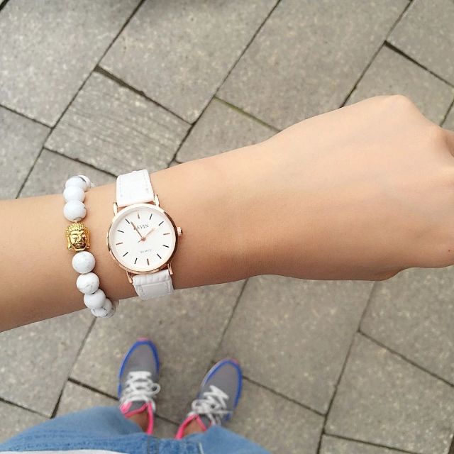 ฮาวไลต์ (Howlite)