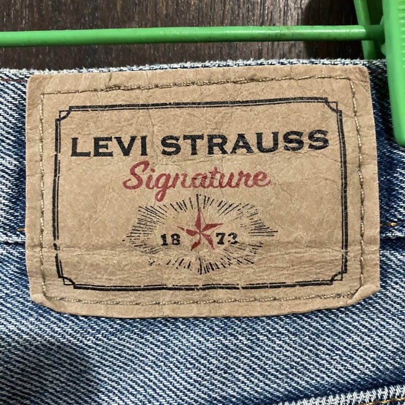 levi strauss signature 1873