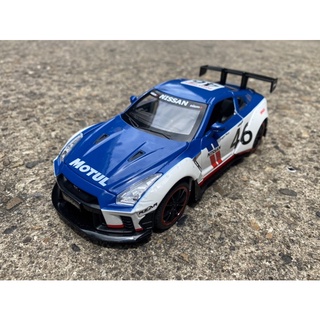 โมเดลรถเหล็ก Nissan GTR-R35 สเกล1:22ประตูข้างฝากระโปรงหน้าและท้ายเปิดได้รายละเอียดสวยเป็นงานโมเดลสำหรับตั้งโชว์